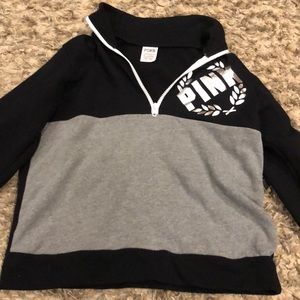 Pink slightly cropped pullover with zipper